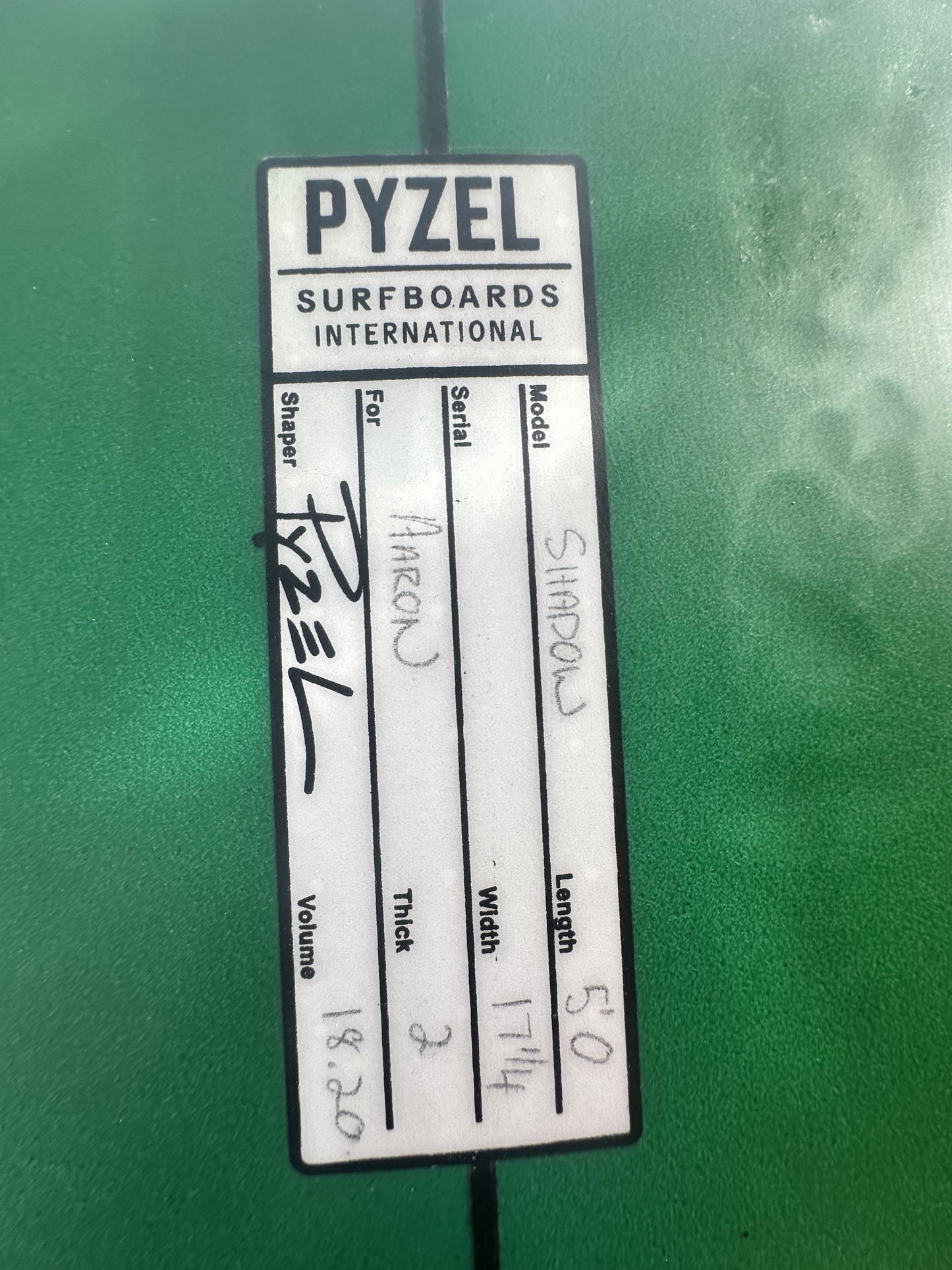 Planche de Surf Pyzel Shadow 5'0'' - Occasion